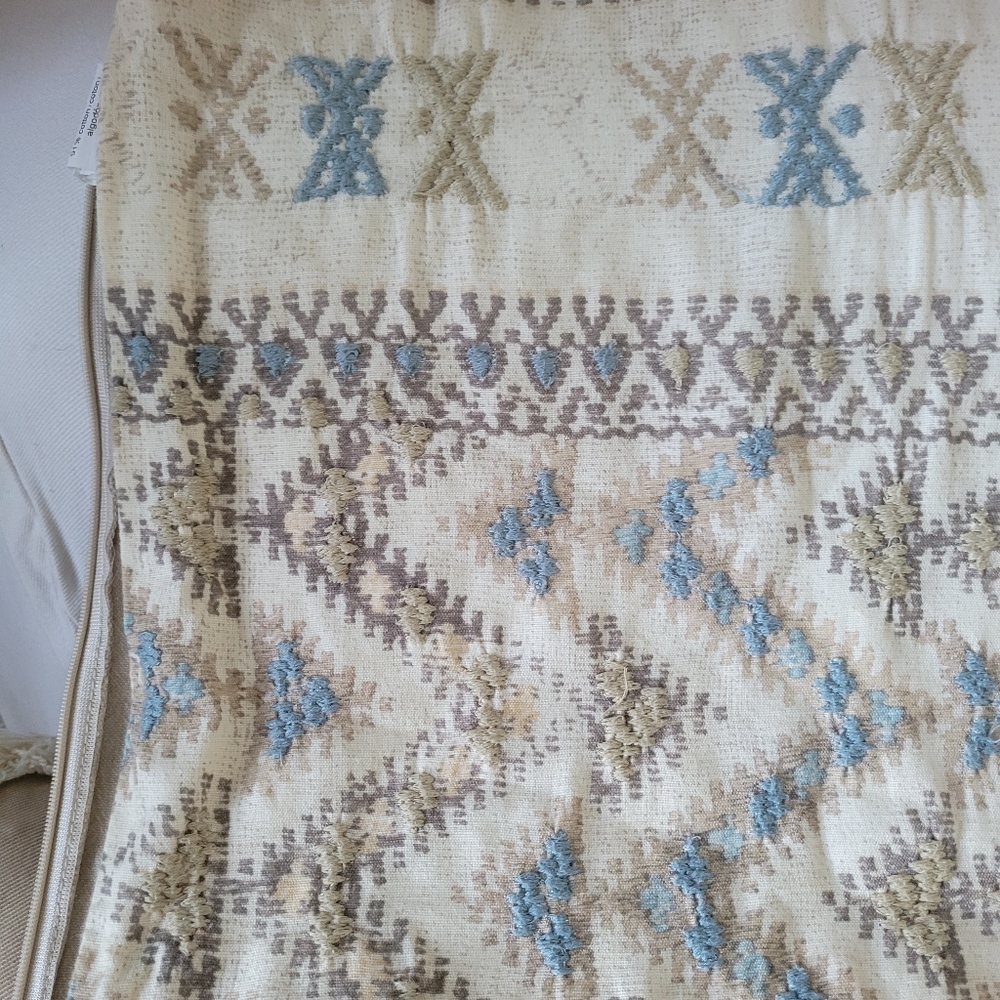 Pottery Barn Cream and Blue Geometric Print Lumbar Pillow Cover - Picture 4 of 7